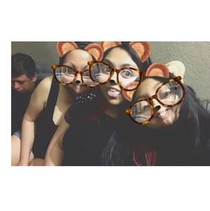 Meet your Posher, Alexandra